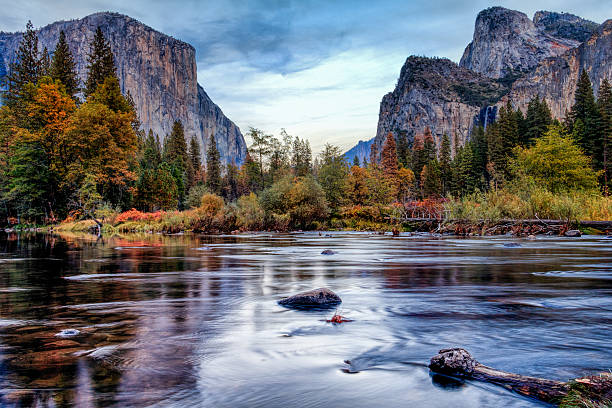 панорама реки yosemite мерсед-эль-капитан - yosemite valley стоковые фото и изображения