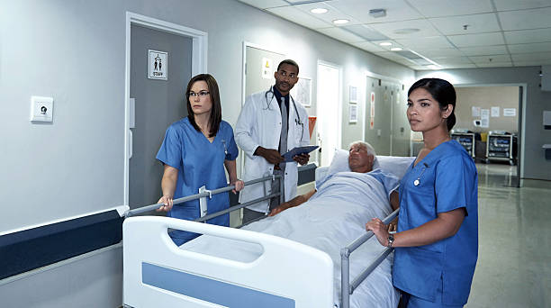 istock Getting their patient to recovery 618527188