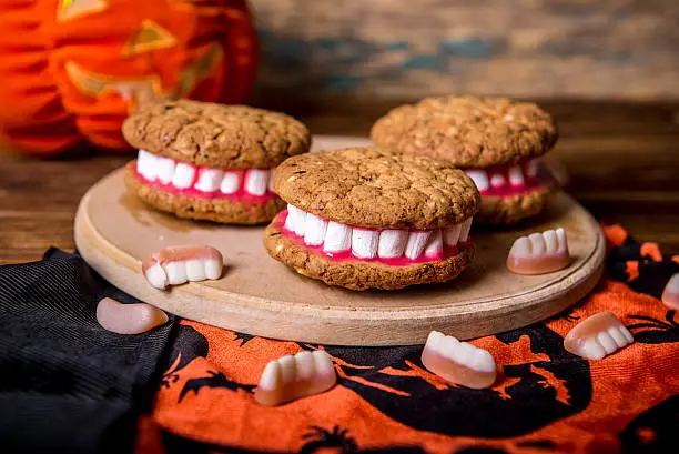 Dentures for Halloween made of cookies and marshmallow. holiday cookies for Halloween