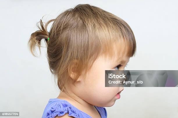 Tiny Ponytail Baby Girl First Hair Style Stock Photo - Download Image Now -  12-17 Months, Arts Culture and Entertainment, Babies Only - iStock