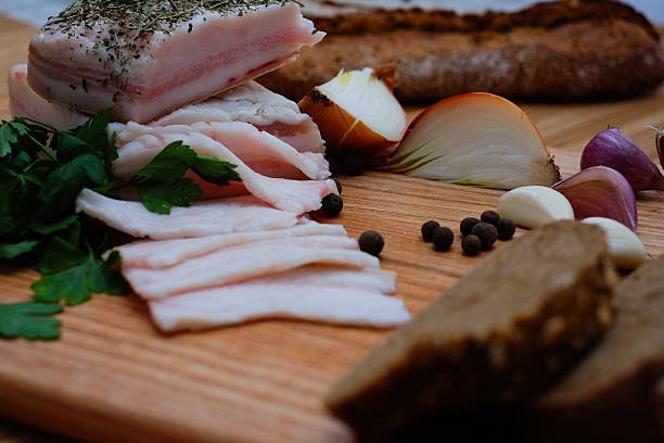 istock bacon with bread garlic and onions 618618622