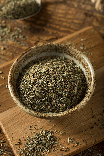 istock Raw Organic Dry Basil Seasoning 618628688
