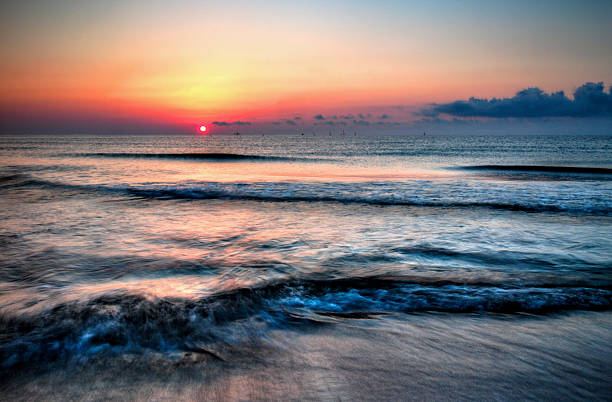 istock Sunrise over the sea 618646980