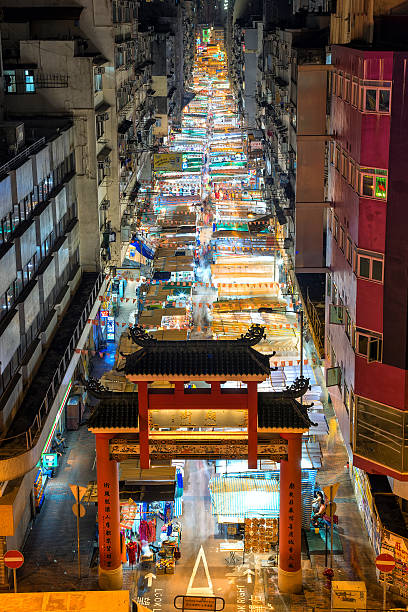 istock Market Street,Hong Kong 618654092