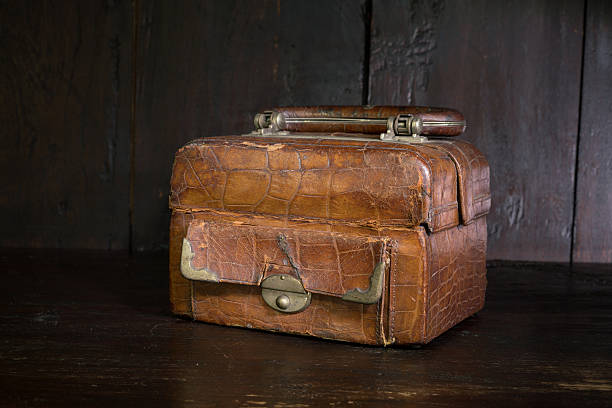 istock Old leather bag woman 618720986