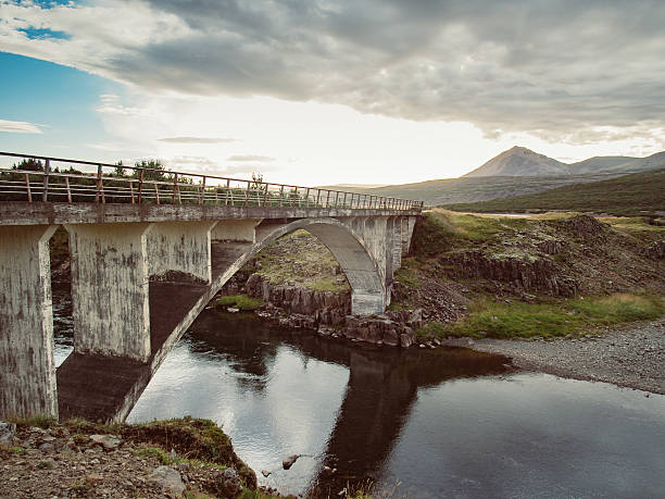 istock Icelandic landscape with an old bridge 618726398