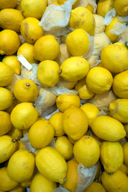 istock Lemons in farmer's market 618730492