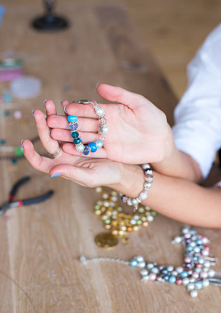 istock Girl made jewelry 618732212