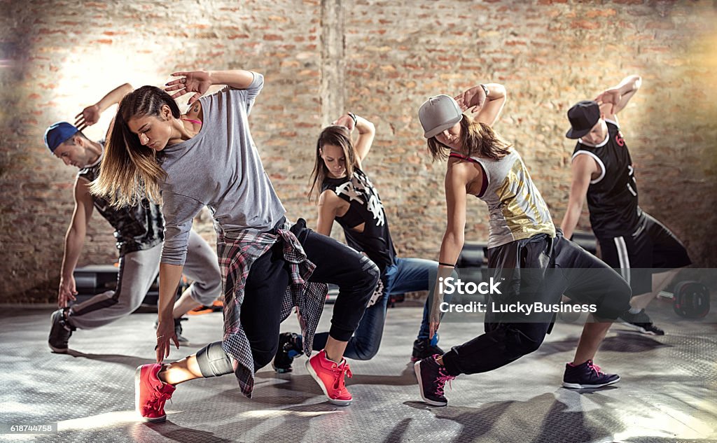 Exercícios de dança - Foto de stock de Dançar royalty-free