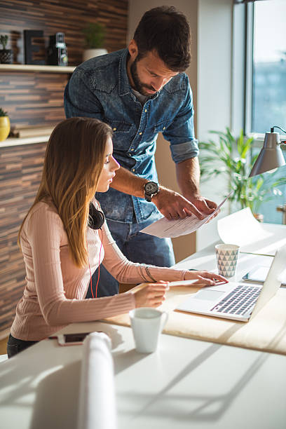 istock Informal business meeting 618754554