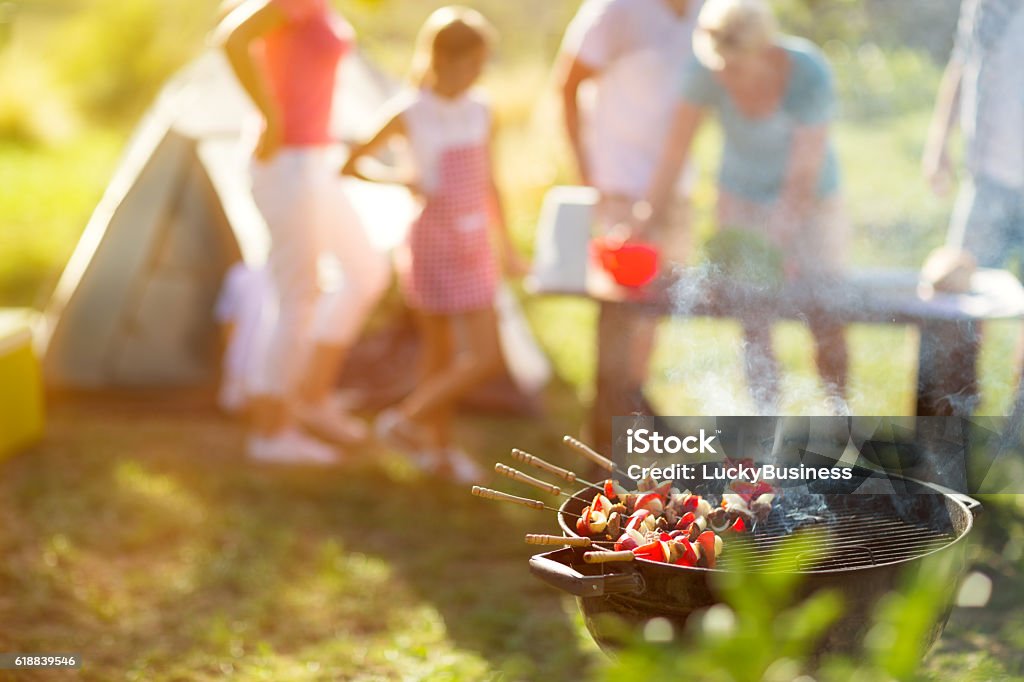 gegrilltes Fleisch auf dem Grill - Lizenzfrei Gartengrill Stock-Foto