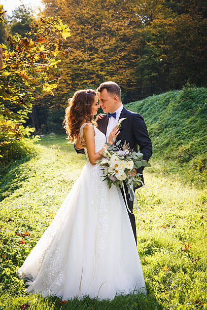 creative stylish wedding ceremony - photography wedding bride groom imagens e fotografias de stock