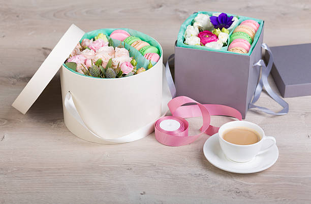 istock Flower box with macaron cookies 618936212