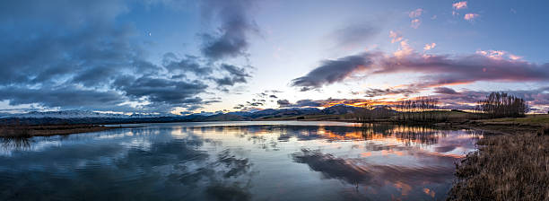 istock New-Zealand lake at sunset 618948710
