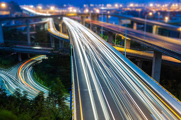 충칭시, 중국 - speed night traffic urban scene 뉴스 사진 이미지