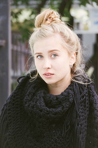 Beautiful young rock chic woman out in snowhttp://www.satuknape.com/wp-content/uploads/2013/02/lindad.jpg