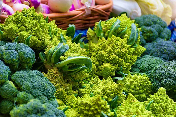 Photo of Closeup of broccoli and broccoflower
