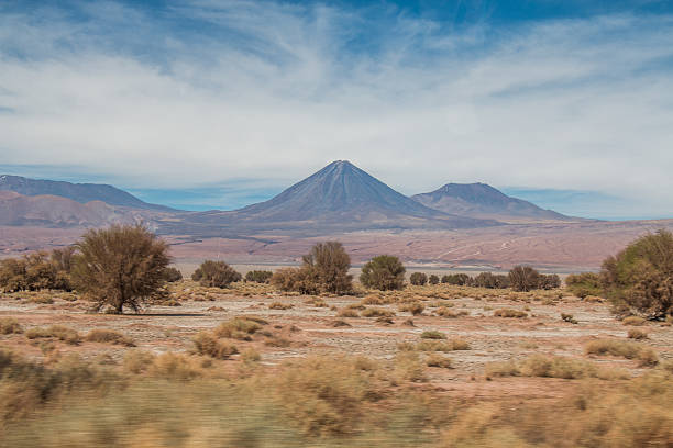 licancabur 火山 - panoramic nature atacama region south america ストックフォトと画像