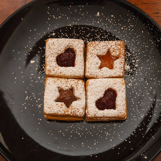 mignon de massa com creme - foto de acervo