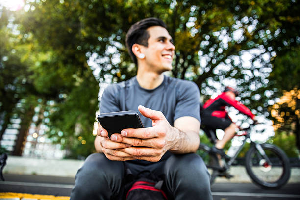 istock Cyclist taking a city break afterwork on the way home 619253480