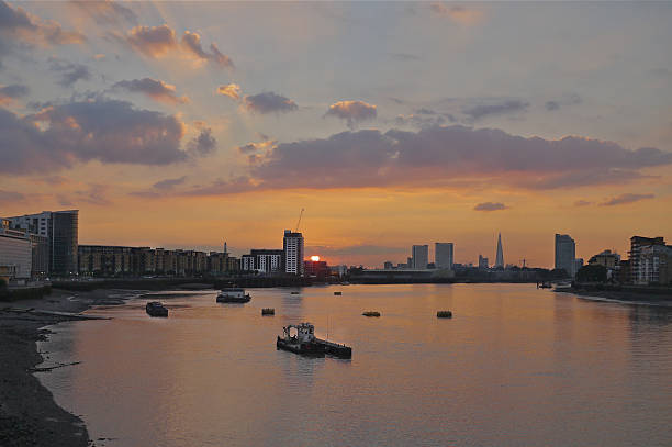 istock Sunset on the Thames from Greenwich 619269966