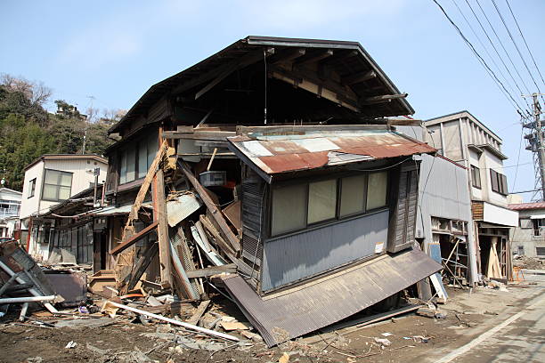 istock earthquake,tsunami,japan,311 619368108