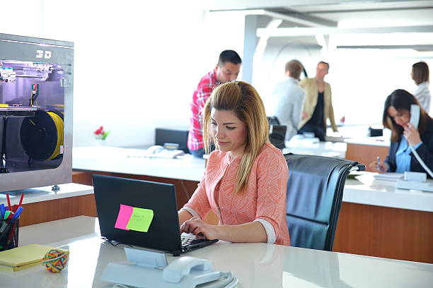 istock Business people 619375412