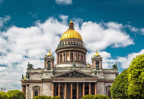istock Saint Isaac's Cathedral, Saint Petersburg 619379644
