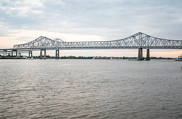 istock bridge over the Mississippi river 619389804