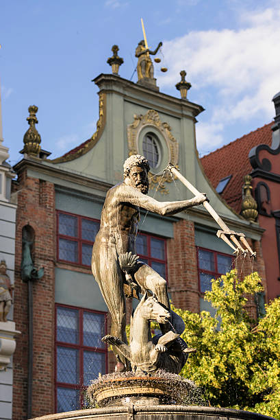 fonte neptun, gdansk, polónia - pomorskie province imagens e fotografias de stock