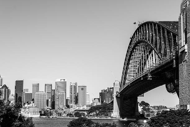 아이코닉 시드니 하버 브리지 - the rocks sydney harbor bridge sydney australia new south wales 뉴스 사진 이미지