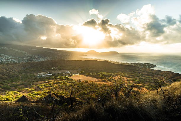 istock Sunrise light over Diamon Head crater Honolulu  Hawaii 619507756