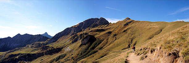 istock The Saalfeld-High-Mountains-Trail in Tirol 619528076