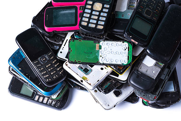 istock Piles of Electronic waste 619536408