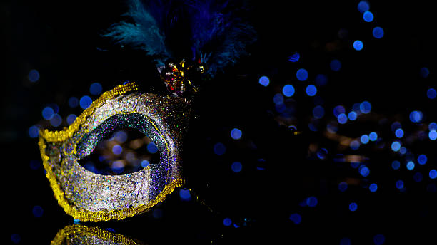 masquerade venitian carnival mask, female theatrical feathers - venitian imagens e fotografias de stock