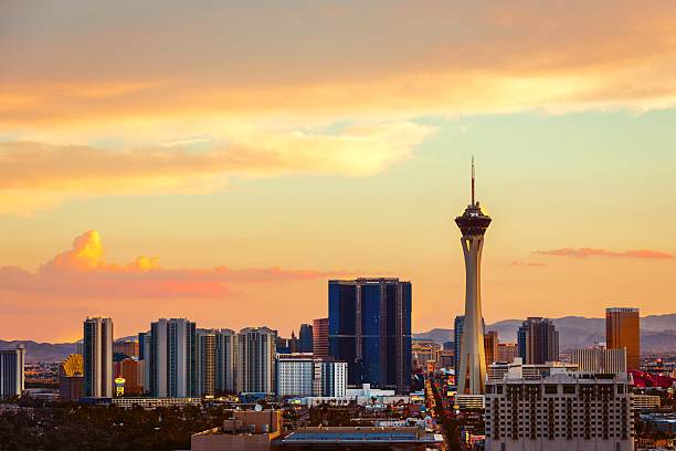 Business Sunset over Las Vegas, NV las vegas stock pictures, royalty-free photos & images