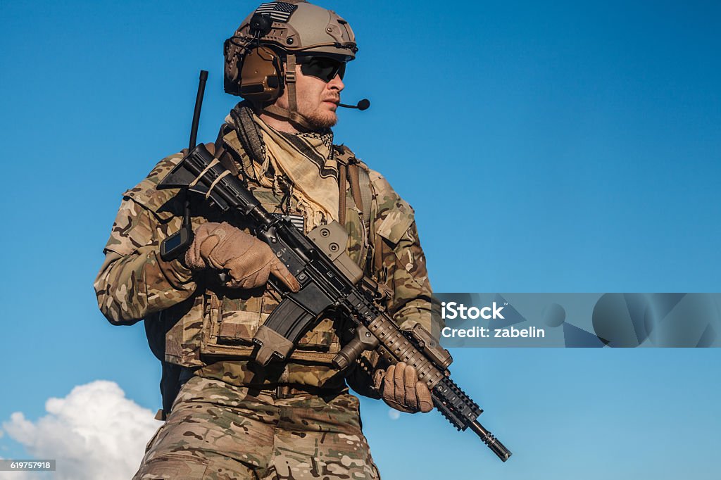 ranger in the mountains United states army ranger in the mountains Army Soldier Stock Photo