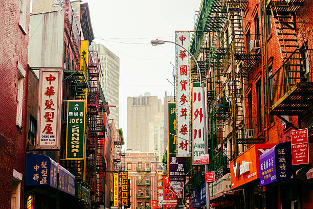 chinatown a lower manhattan, new york city, usa - chinatown foto e immagini stock