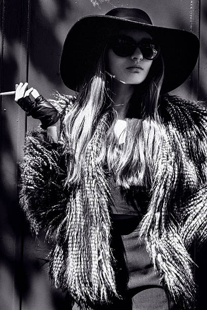 istock Fashion woman 619972656