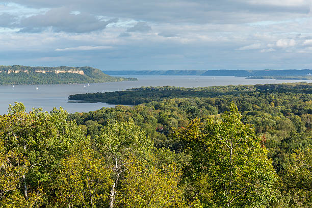 istock Mississippi River Lake Pepin 619980018