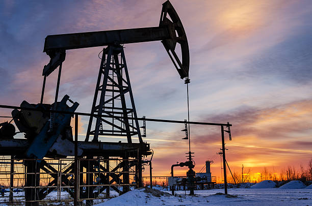 istock Oil pump, wellhead, pipeline silhouette 620000752