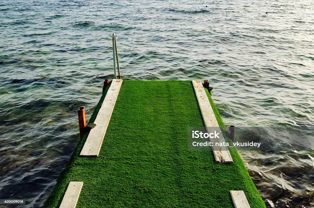 Bridge for the descent into the sea and the sea - Royalty-free Ao Ar Livre Foto de stock