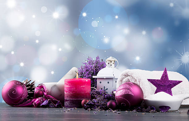décoration de spa de noël - lavender lavender coloured merchandise spa treatment photos et images de collection