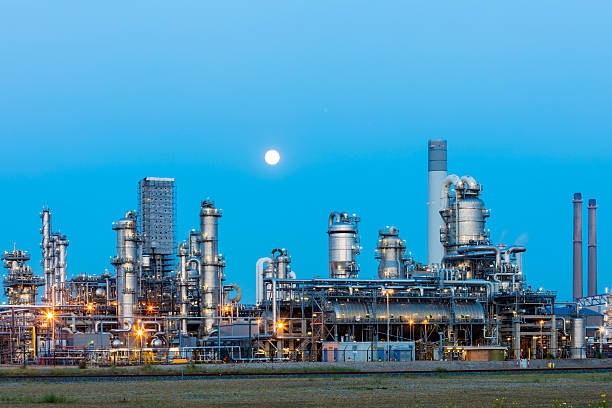 istock Oil Refinery Illuminated at Dusk 620700918