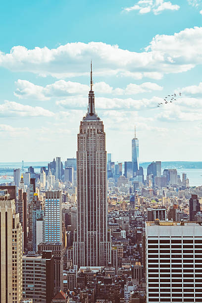 153,500+ New York Vertical Stock Photos, Pictures & Royalty-Free