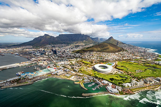 istock Cape Town and the 12 Apostels from above 620727038
