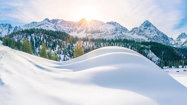 istock Sunny winter day in the Alps mountains 620731104