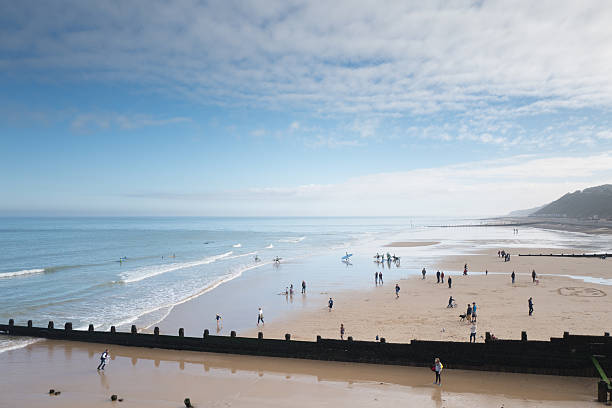 plage familiale. - north norfolk photos et images de collection