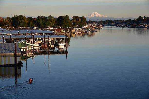 istock Kayaking up Columbia Slough toward Mount Hood 620971916