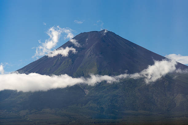 istock Mount Fuji seen from the Fujikyu area. 620987914